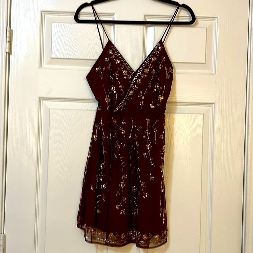 EUC Altar’d State Maroon Sequin Mini dress